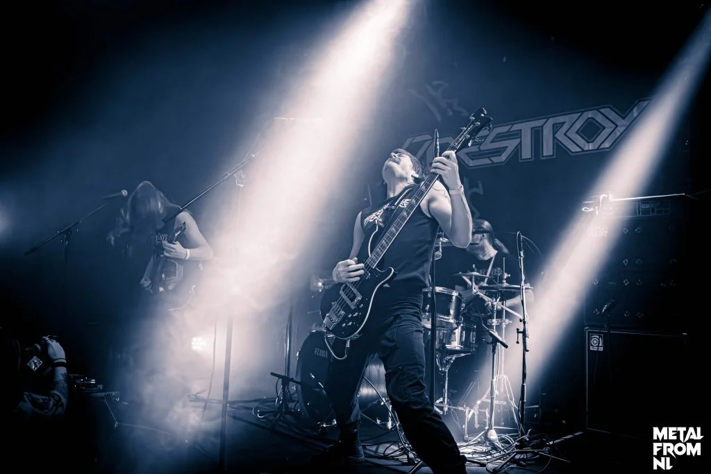 2Destroy cocnert bij Hedon Zwaar Nieuwjaar 2026 in Zwolle 