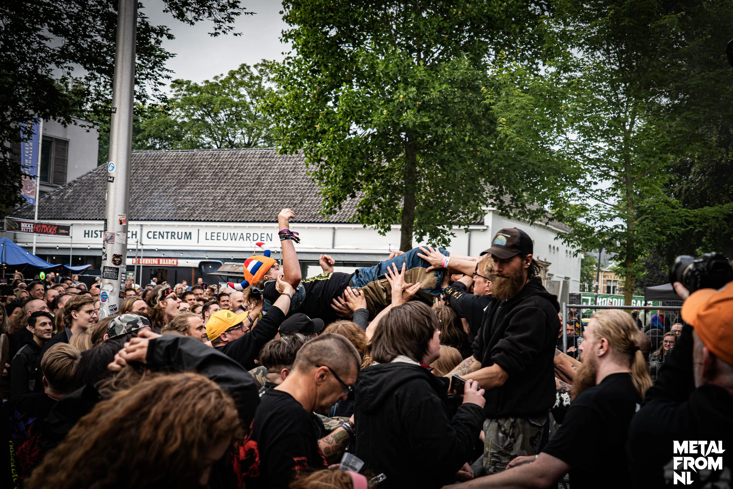 IntoTheGrave - Crowd pics
