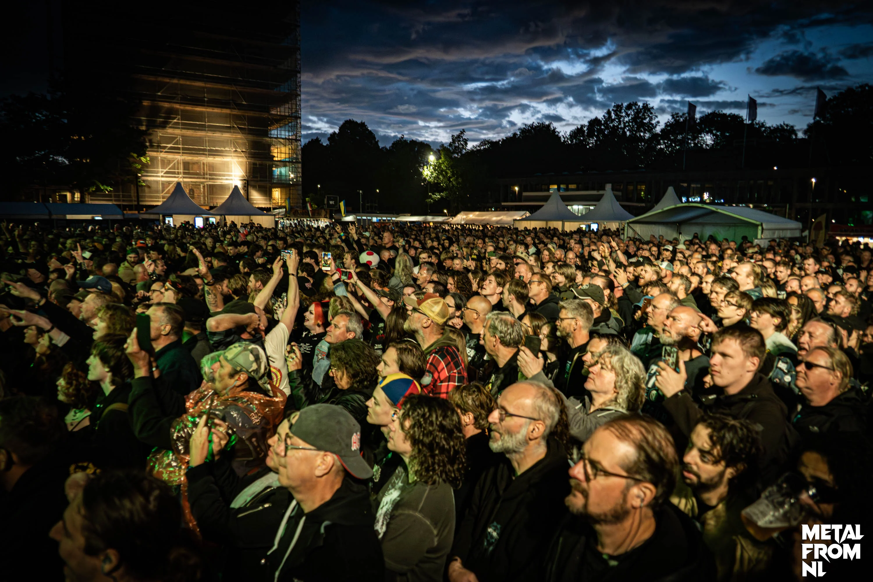 IntoTheGrave - Crowd pics