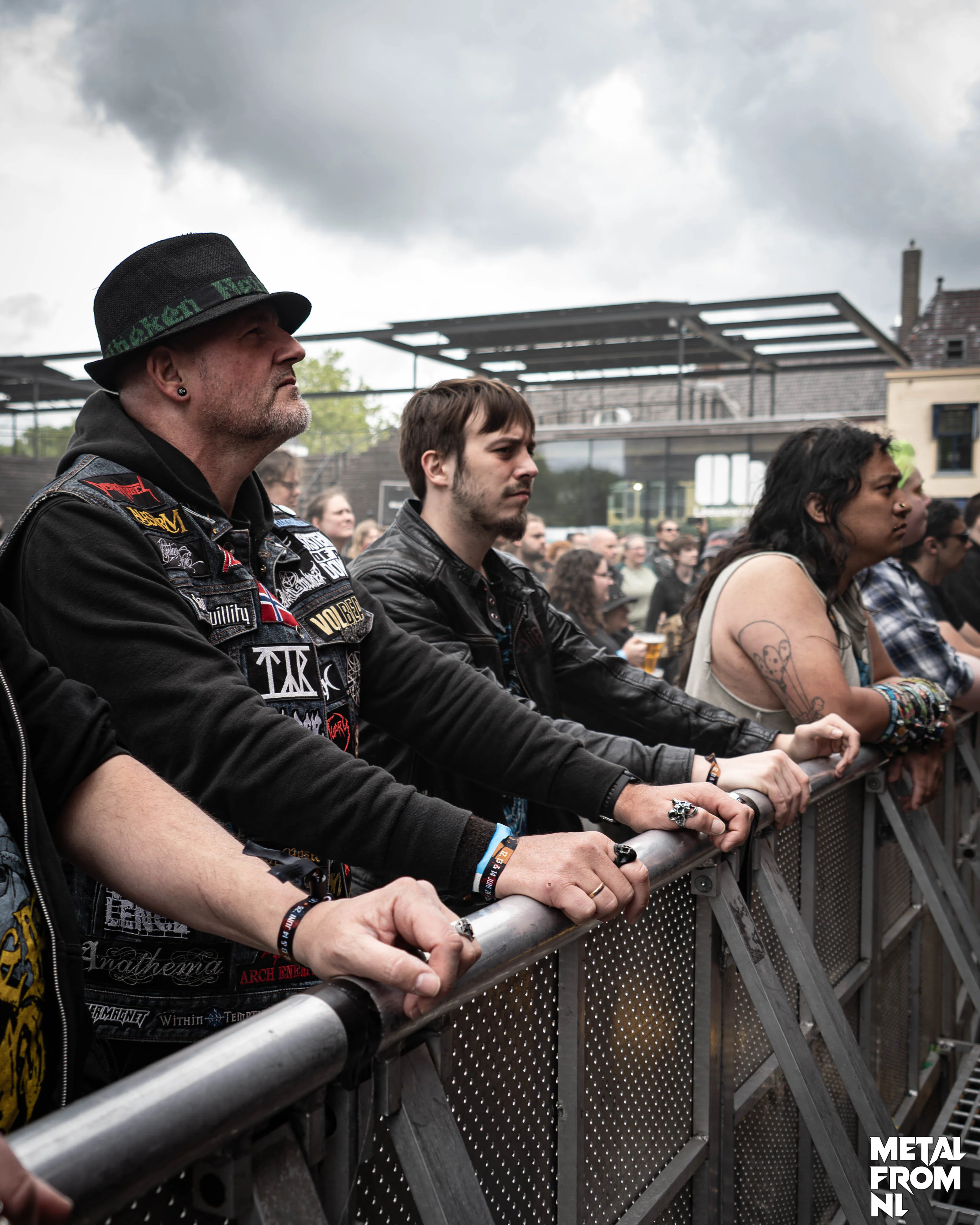 IntoTheGrave - Crowd pics