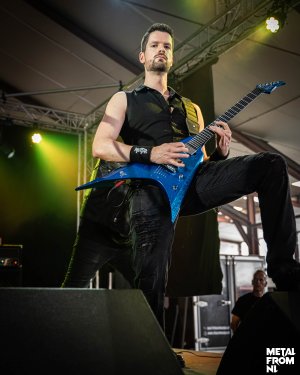 Martyr kleur smoll-4.JPG